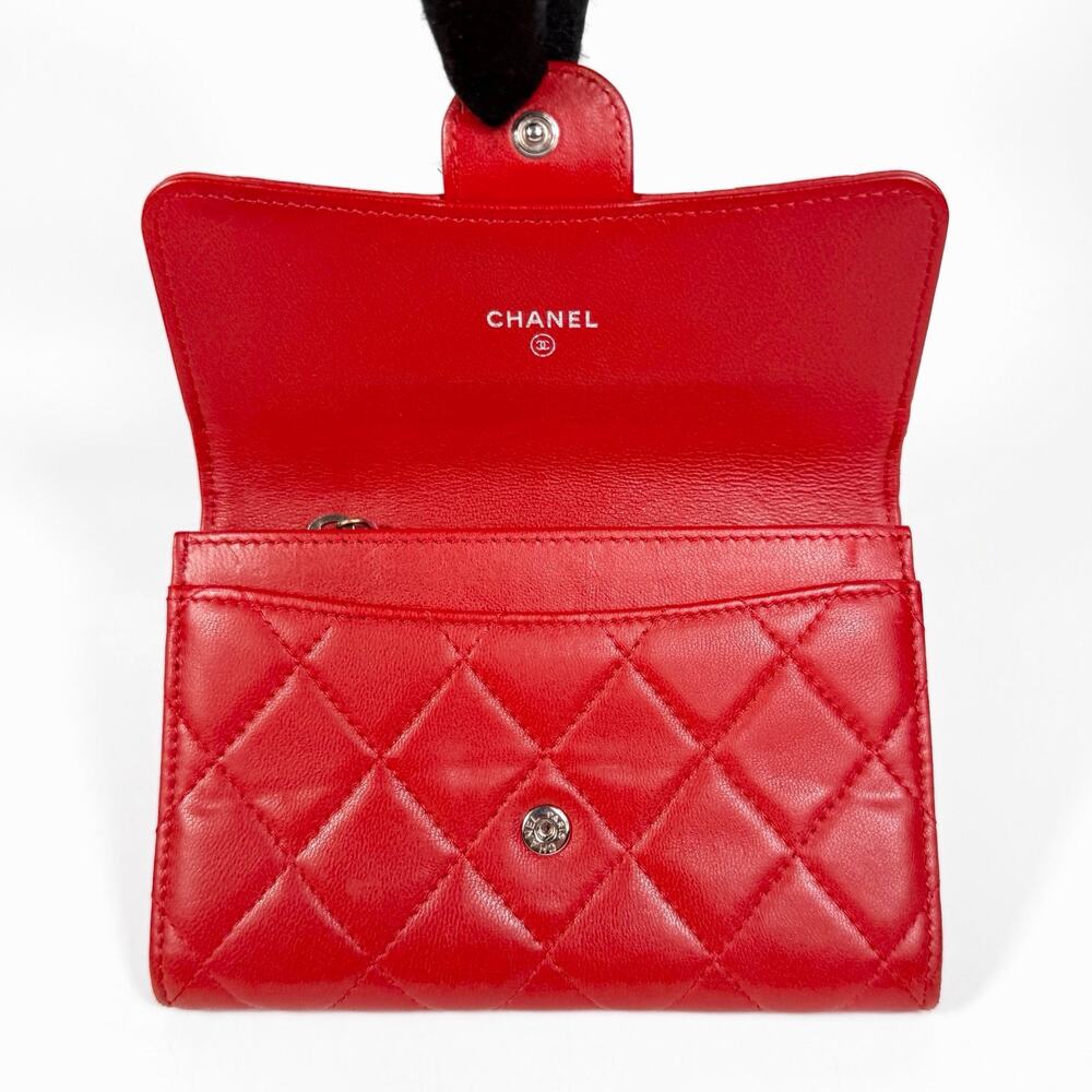 Chanel Quilted Lambskin Classic Flap Wallet - Picture 9 of 14